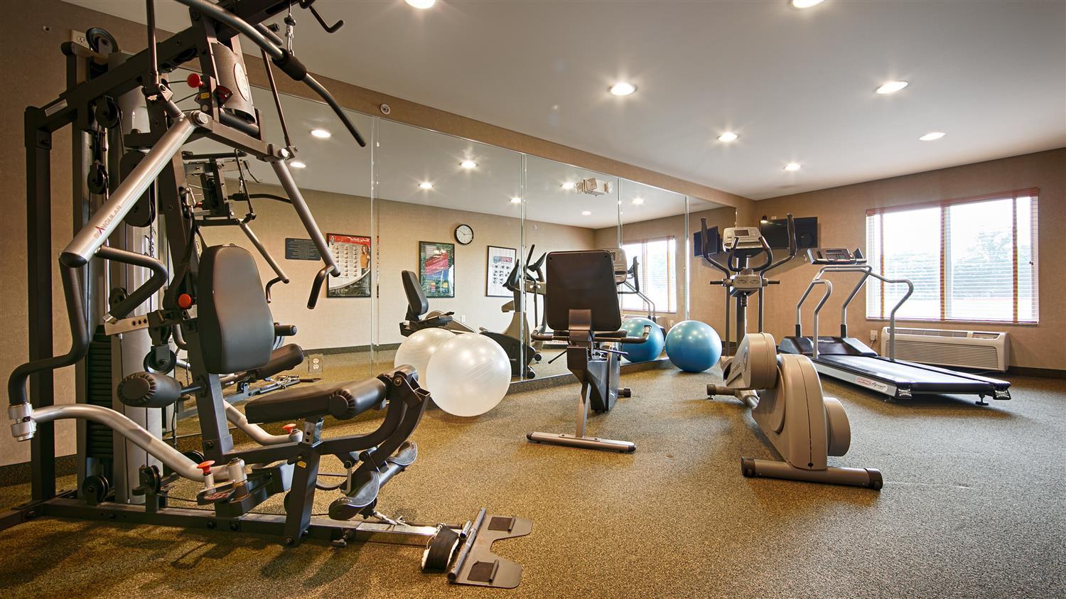 Best Western Legacy Inn & Suites Beloit/South Beloit エクステリア 写真